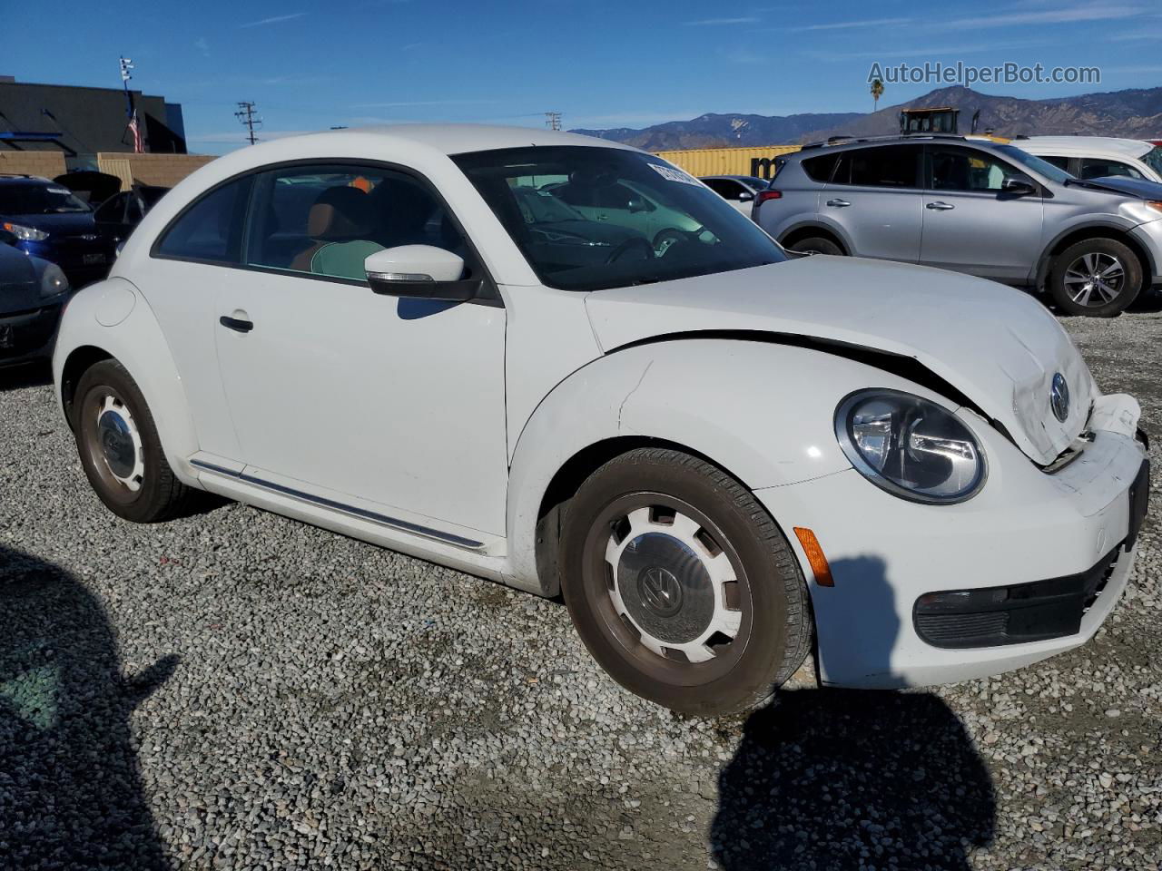 2016 Volkswagen Beetle 1.8t Белый vin: 3VWF17AT6GM631302