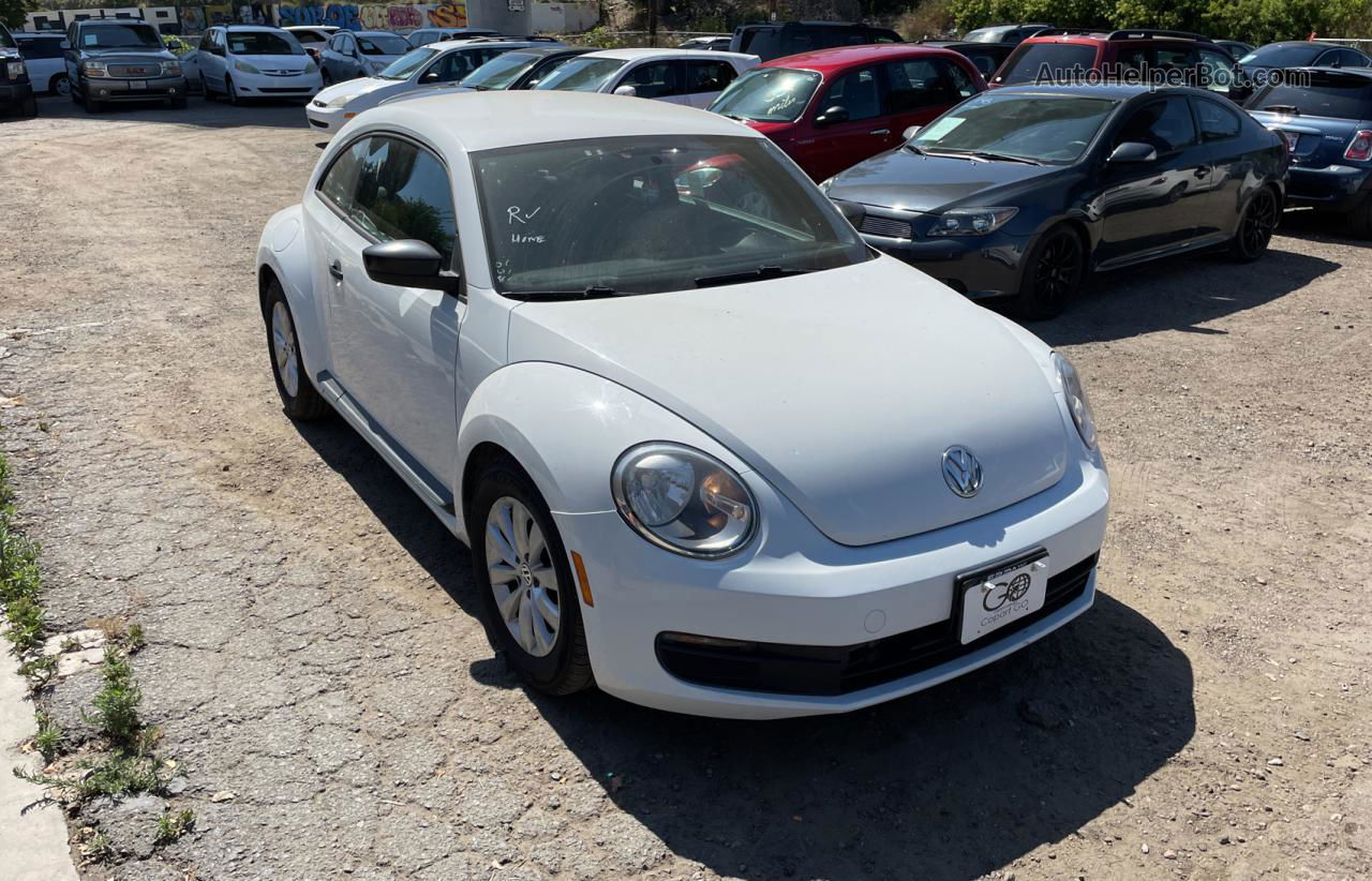 2016 Volkswagen Beetle 1.8t White vin: 3VWF17AT7GM602309