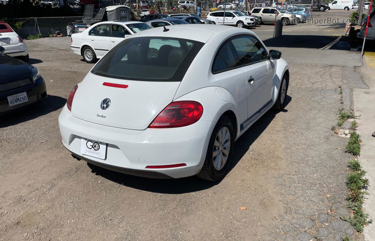 2016 Volkswagen Beetle 1.8t White vin: 3VWF17AT7GM602309