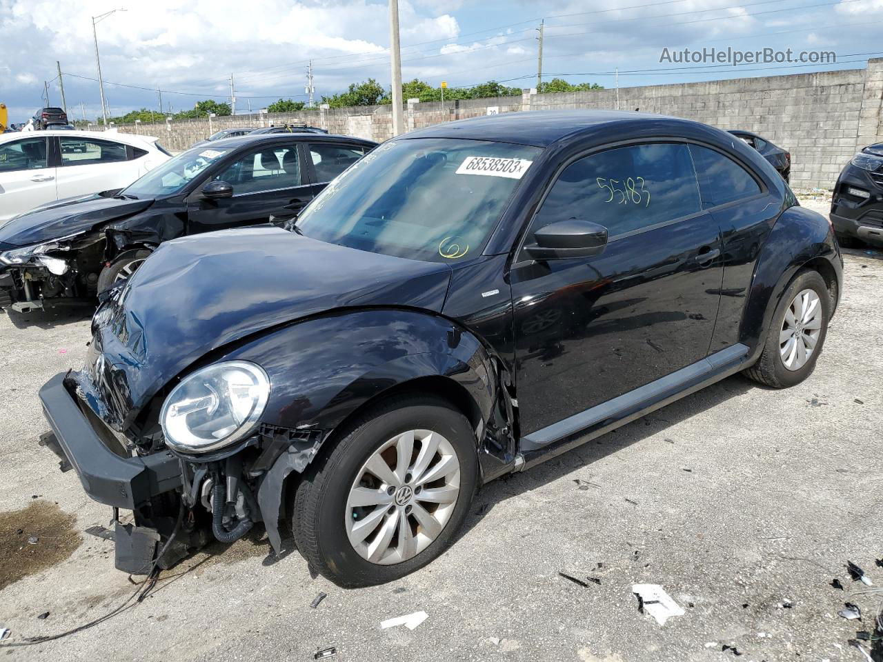 2016 Volkswagen Beetle 1.8t Black vin: 3VWF17AT7GM610426