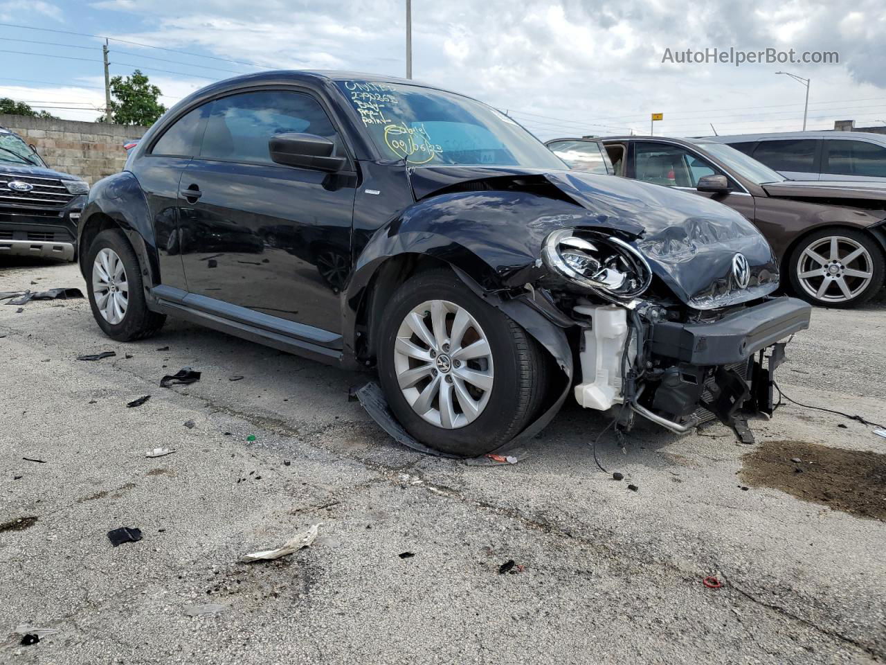 2016 Volkswagen Beetle 1.8t Black vin: 3VWF17AT7GM610426