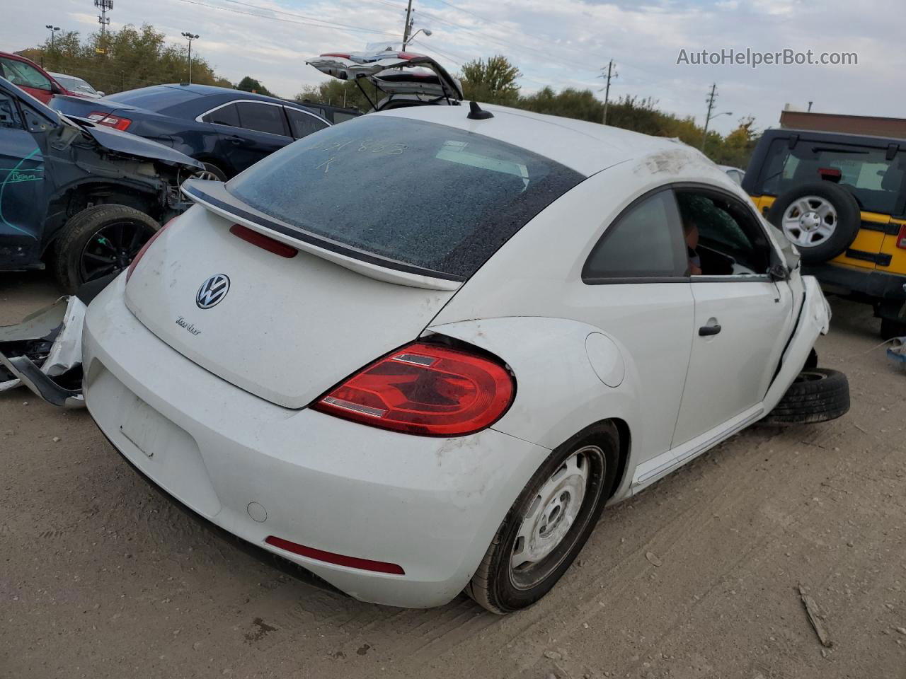 2016 Volkswagen Beetle 1.8t White vin: 3VWF17AT7GM631888