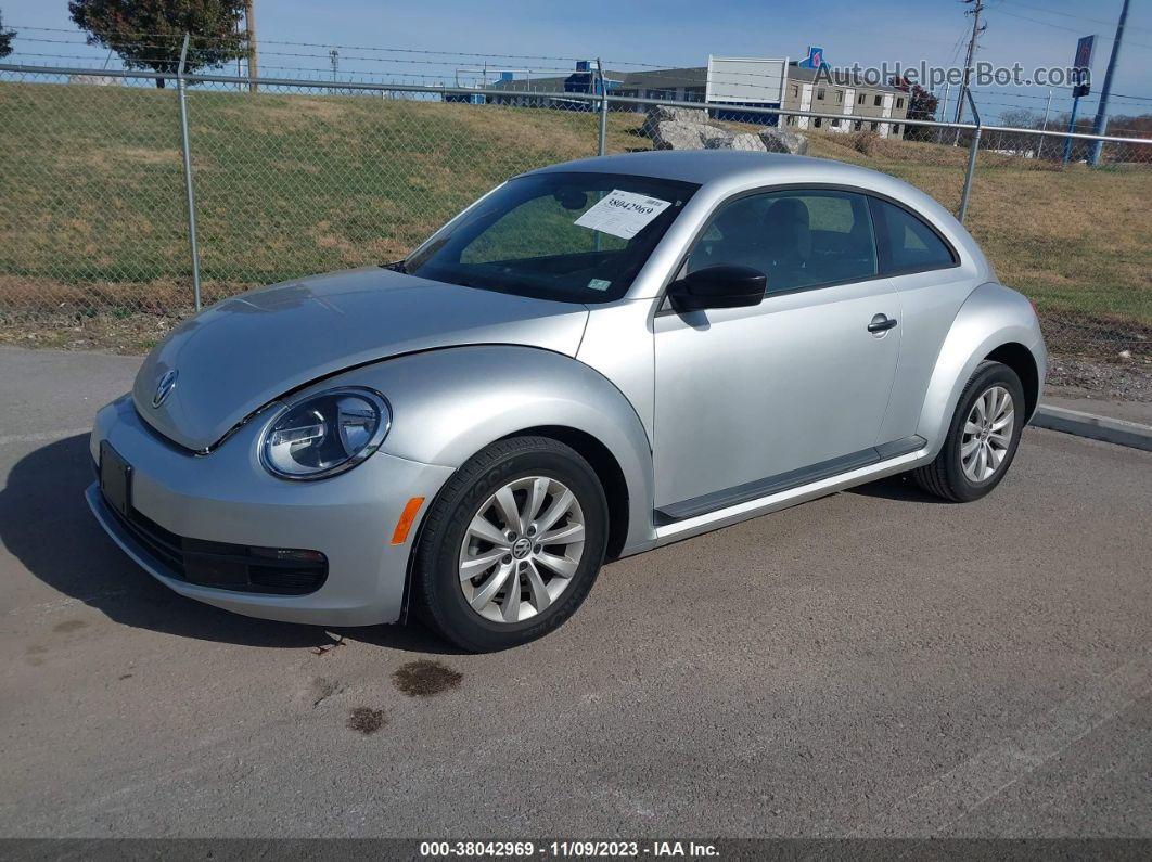 2014 Volkswagen Beetle Coupe 1.8t Entry Silver vin: 3VWF17AT8EM639527