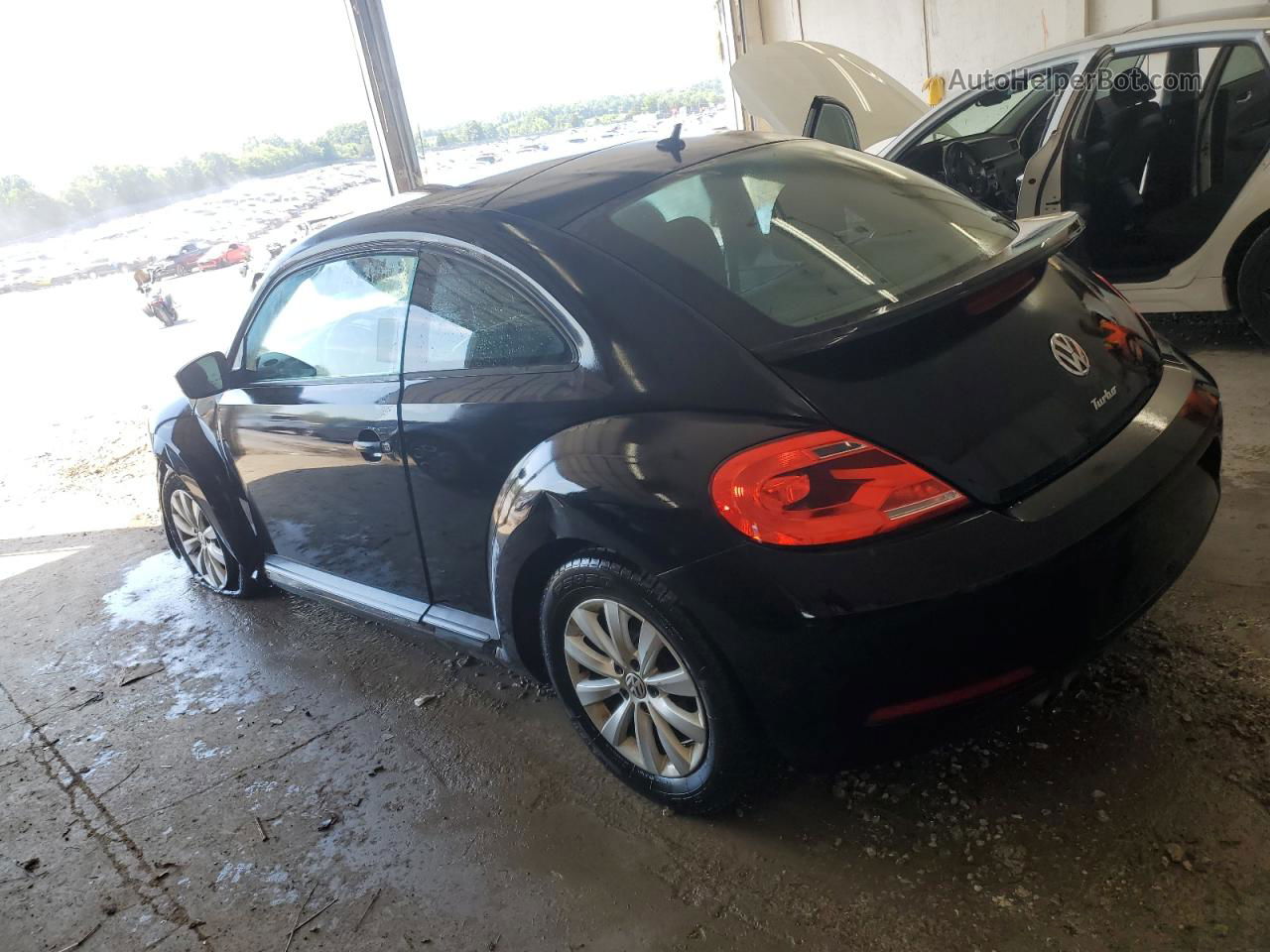 2016 Volkswagen Beetle 1.8t Black vin: 3VWF17AT8GM634024