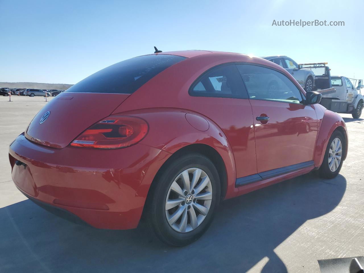 2014 Volkswagen Beetle  Red vin: 3VWF17AT9EM639469