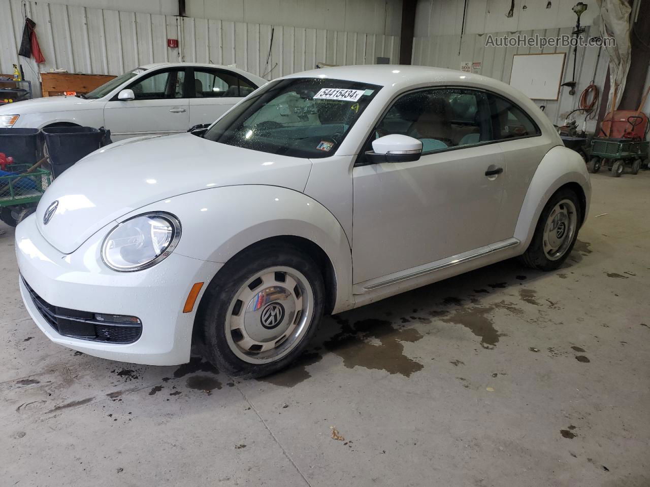 2016 Volkswagen Beetle 1.8t White vin: 3VWF17ATXGM636521