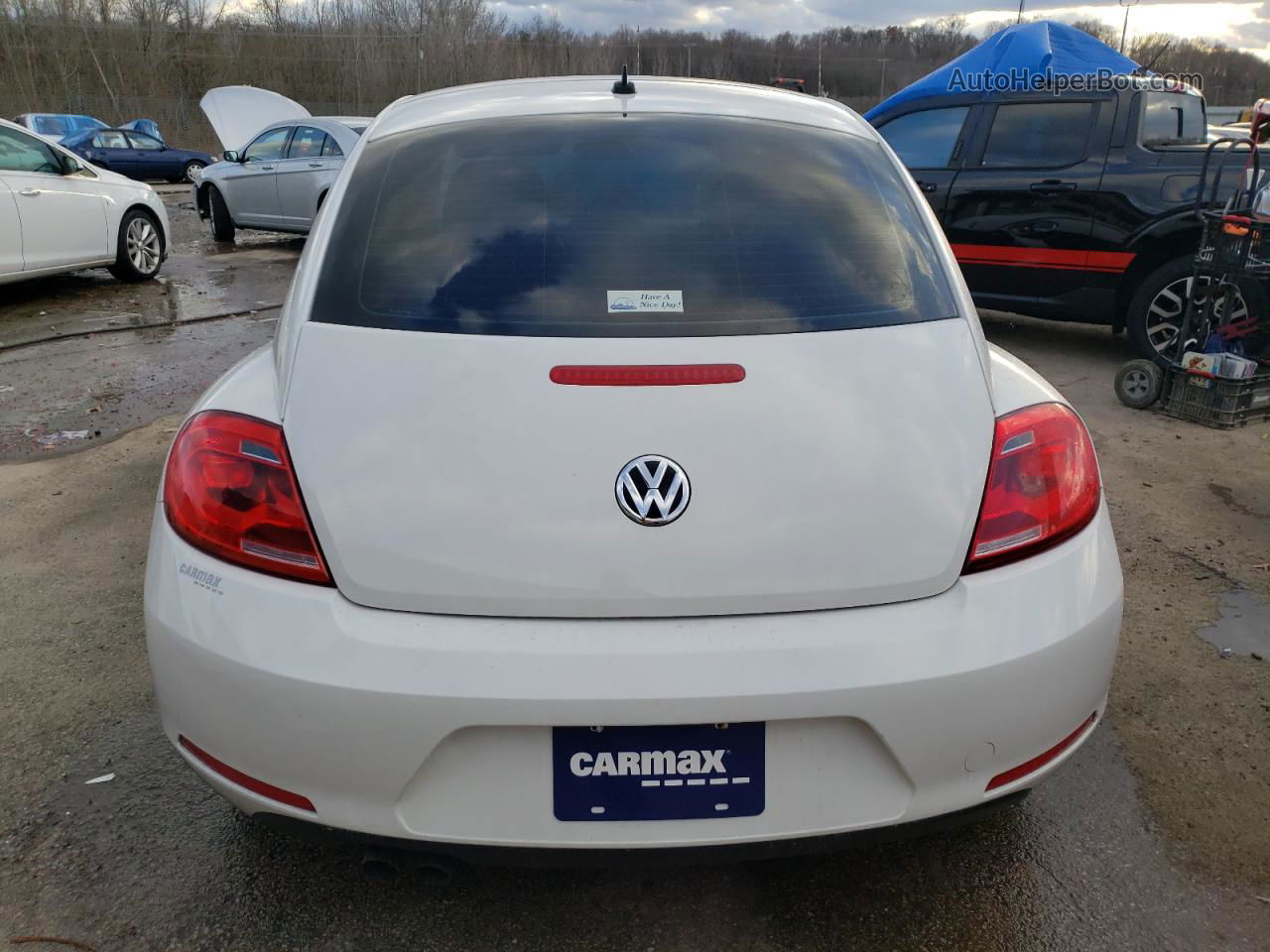 2014 Volkswagen Beetle  White vin: 3VWFP7AT1EM603029