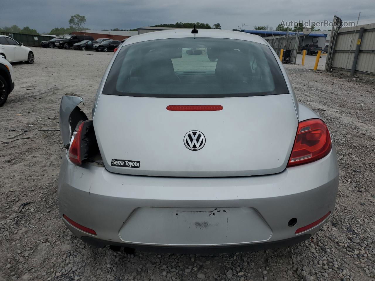 2014 Volkswagen Beetle  Серебряный vin: 3VWFP7AT3EM624092