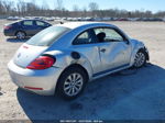 2014 Volkswagen Beetle 2.5l Entry Серебряный vin: 3VWFP7AT9EM621259