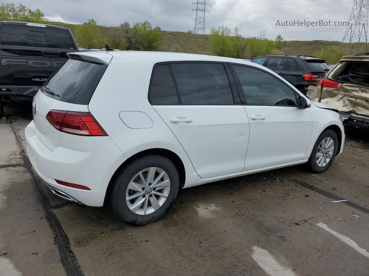 2019 Volkswagen Golf S White vin: 3VWG57AU0KM031434