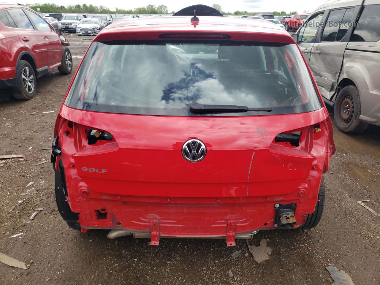 2019 Volkswagen Golf S Red vin: 3VWG57AU7KM021838