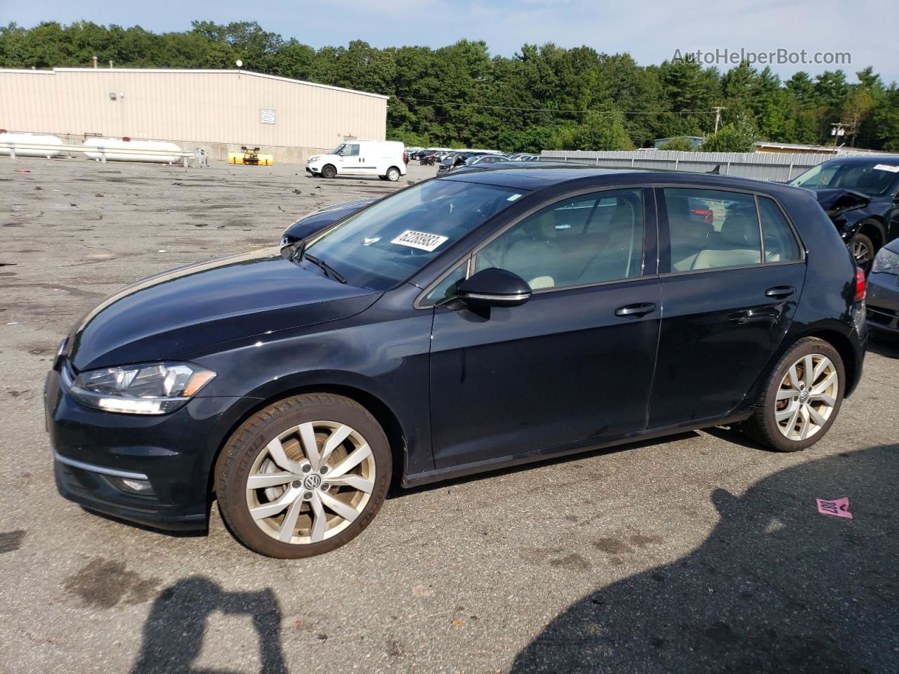 2019 Volkswagen Golf S Черный vin: 3VWG57AU8KM010850