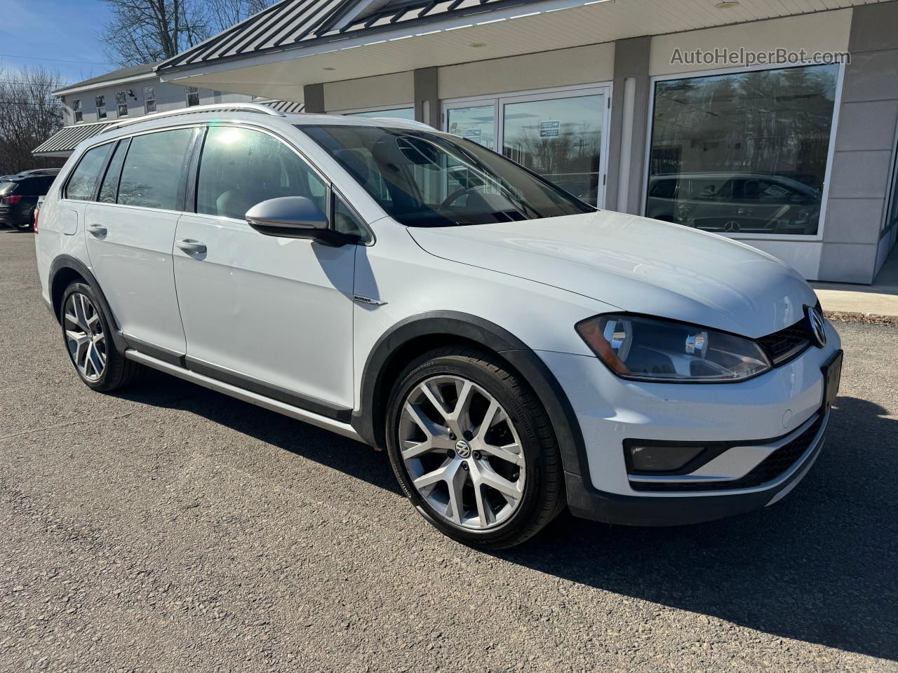 2017 Volkswagen Golf Alltrack S White vin: 3VWH17AU3HM529071