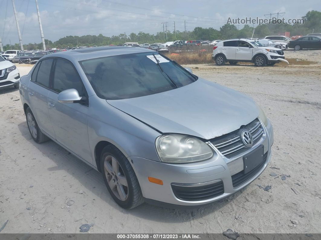 2009 Volkswagen Jetta Sedan S Silver vin: 3VWHZ71K89M050847