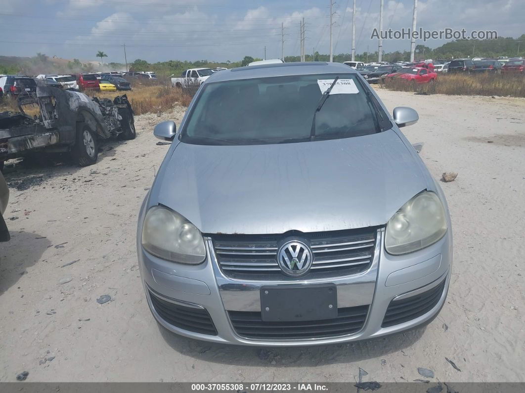 2009 Volkswagen Jetta Sedan S Silver vin: 3VWHZ71K89M050847