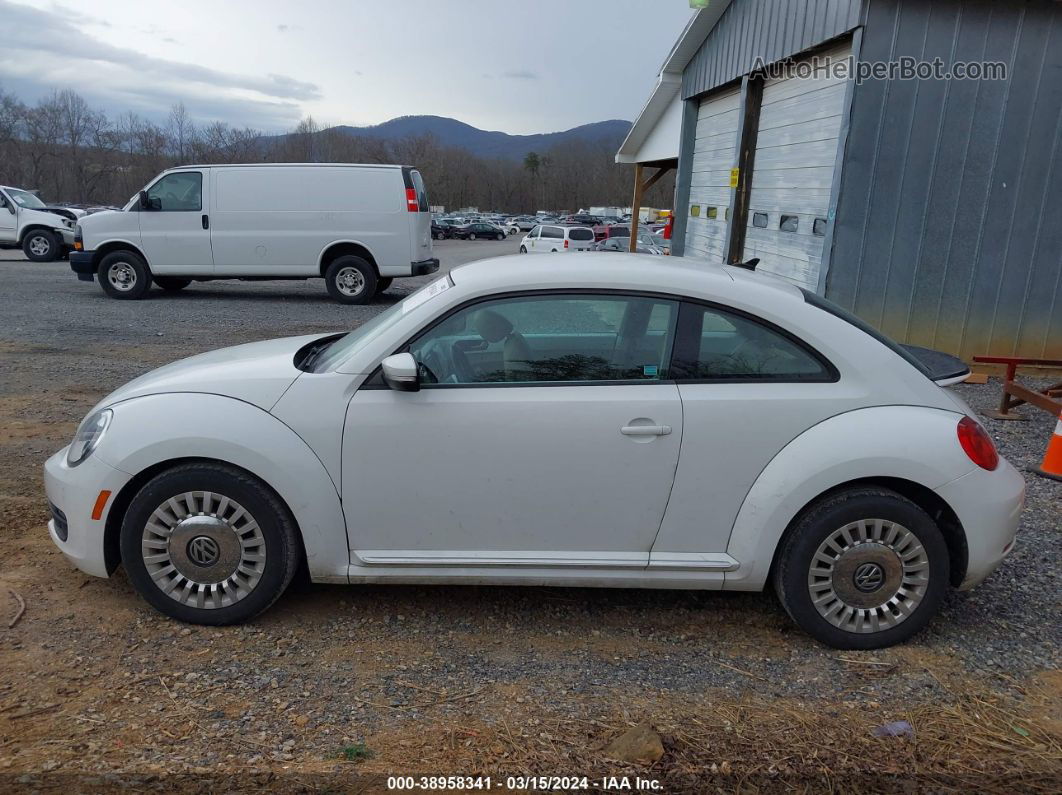 2016 Volkswagen Beetle 1.8t Se White vin: 3VWJ07AT0GM608384