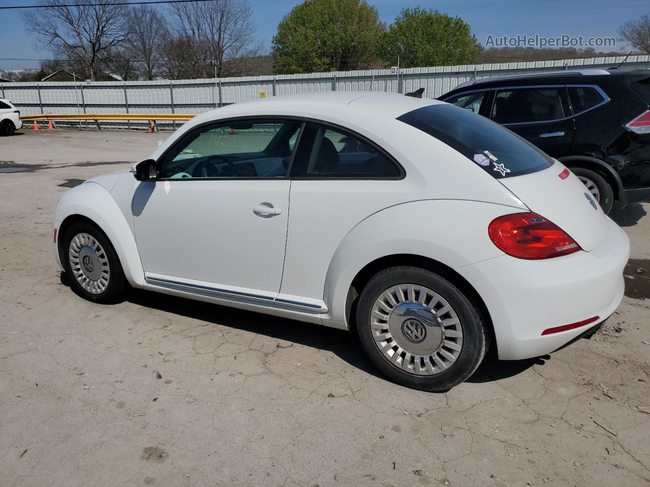 2014 Volkswagen Beetle  White vin: 3VWJ07AT1EM637843