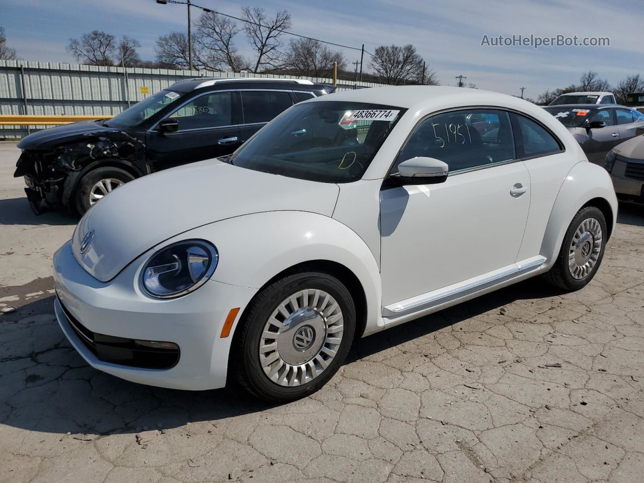 2014 Volkswagen Beetle  White vin: 3VWJ07AT1EM637843