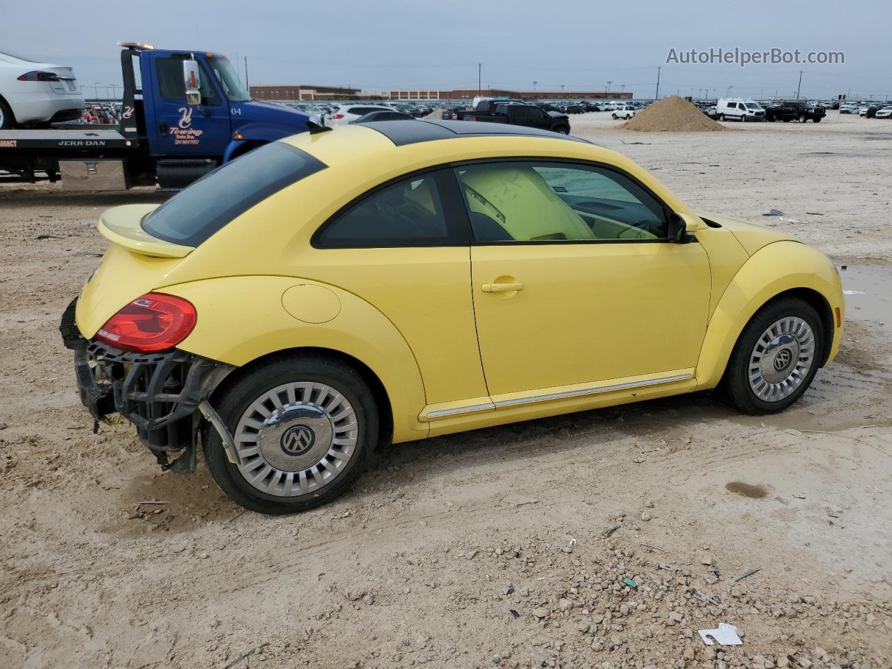 2014 Volkswagen Beetle  Желтый vin: 3VWJ07AT2EM658359