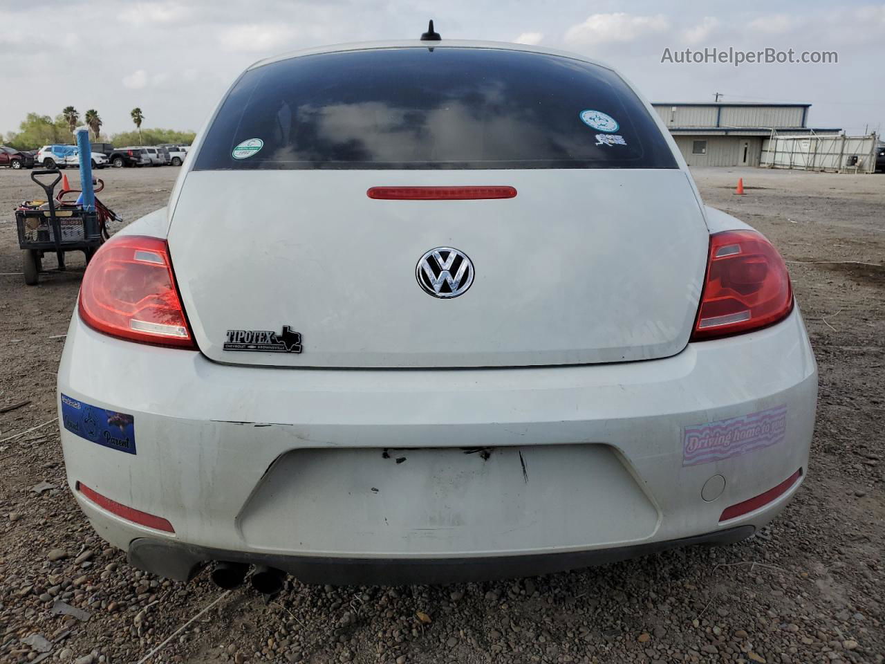 2014 Volkswagen Beetle  White vin: 3VWJ07AT5EM662387