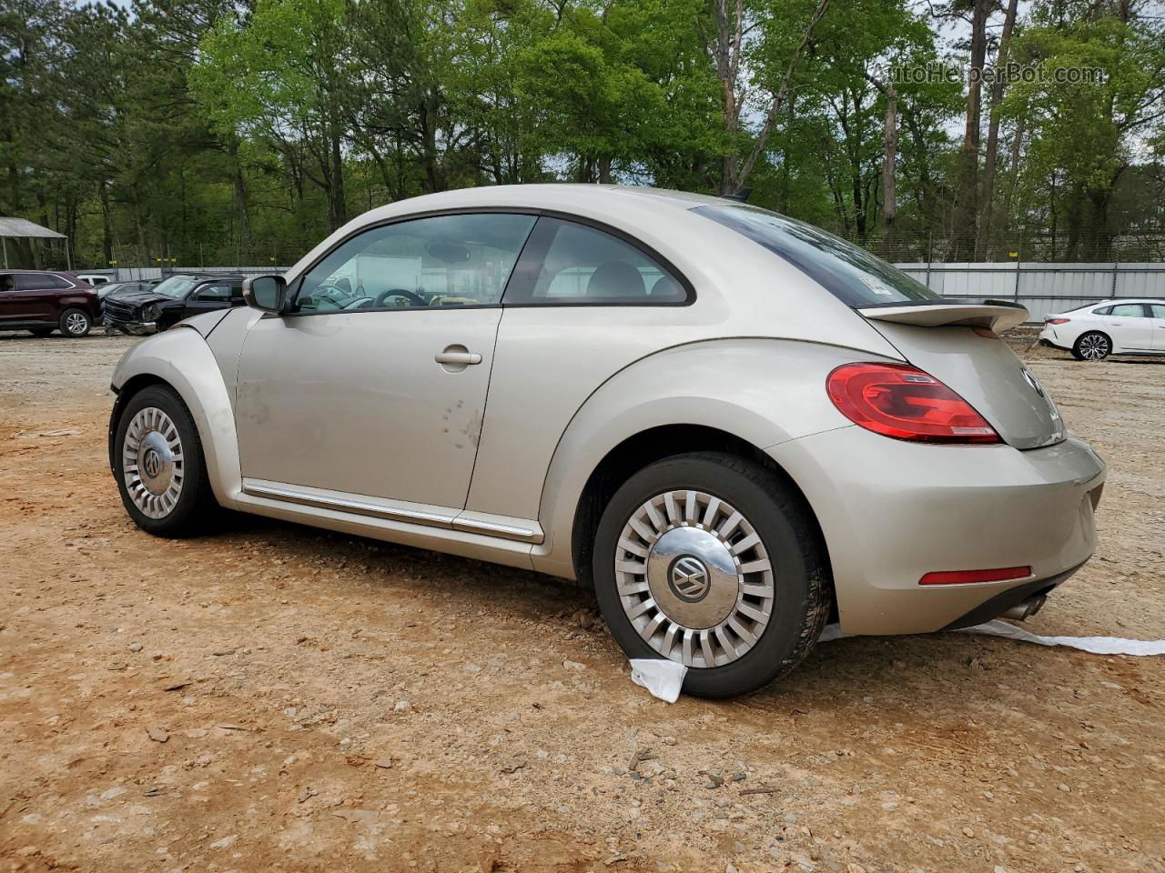 2016 Volkswagen Beetle Se Beige vin: 3VWJ17AT2GM604351