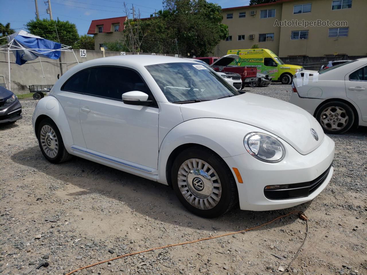 2014 Volkswagen Beetle  White vin: 3VWJ17AT6EM667191