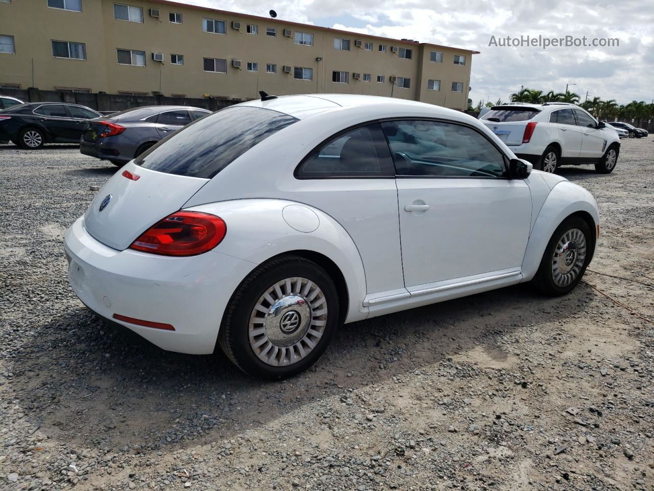 2014 Volkswagen Beetle  Белый vin: 3VWJ17AT6EM667191