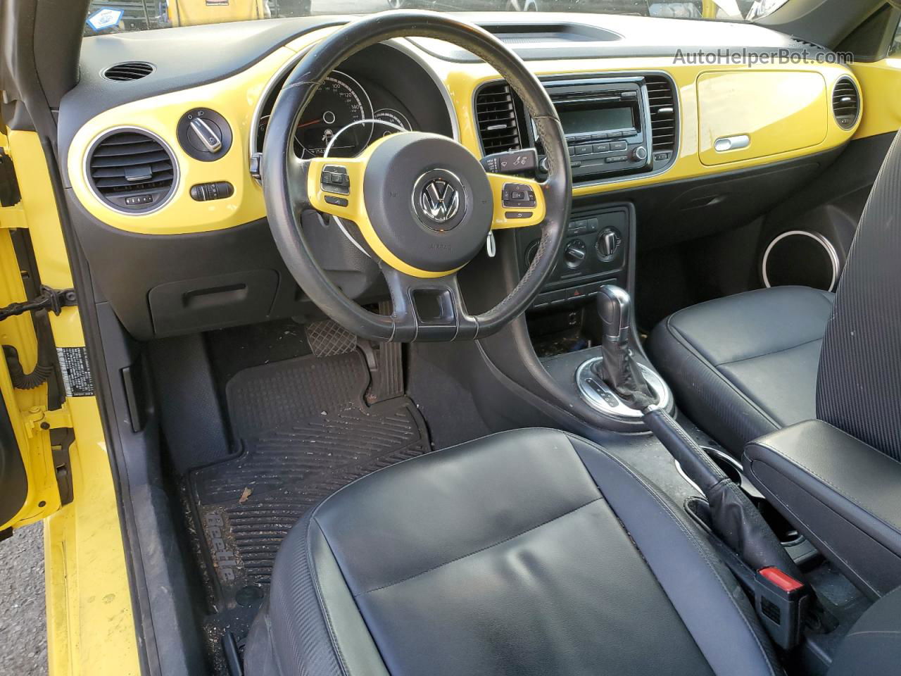 2014 Volkswagen Beetle  Желтый vin: 3VWJ17ATXEM658686