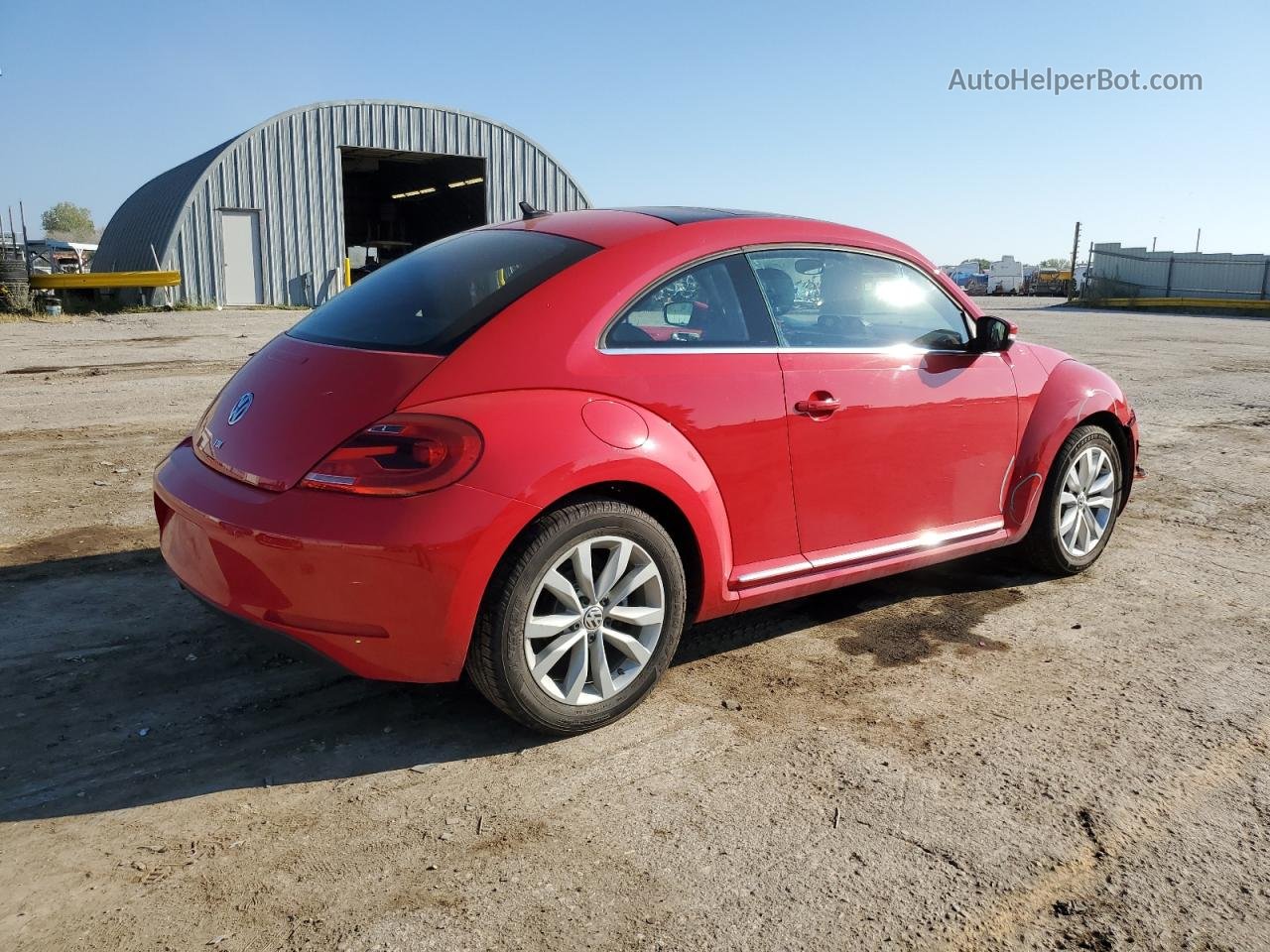 2014 Volkswagen Beetle  Красный vin: 3VWJL7AT1EM609399