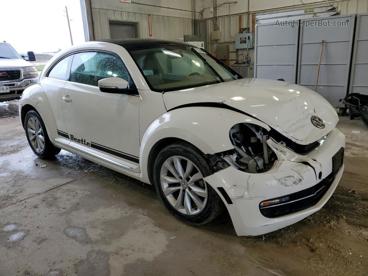 2014 Volkswagen Beetle  Белый vin: 3VWJL7AT3EM616323