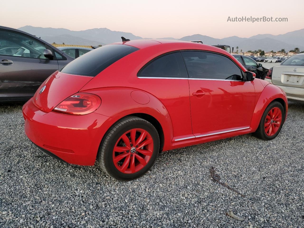 2014 Volkswagen Beetle  Red vin: 3VWJL7AT5EM632426