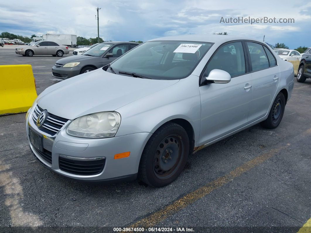 2009 Volkswagen Jetta S Silver vin: 3VWJM71K69M088934