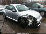 2014 Volkswagen Beetle Coupe 2.5l Серебряный vin: 3VWJP7AT5EM628641