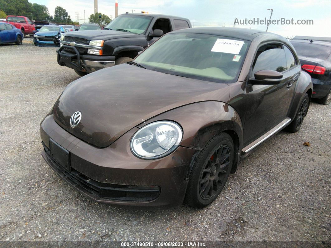 2014 Volkswagen Beetle Coupe 2.5l W/sun Brown vin: 3VWJP7AT5EM631023