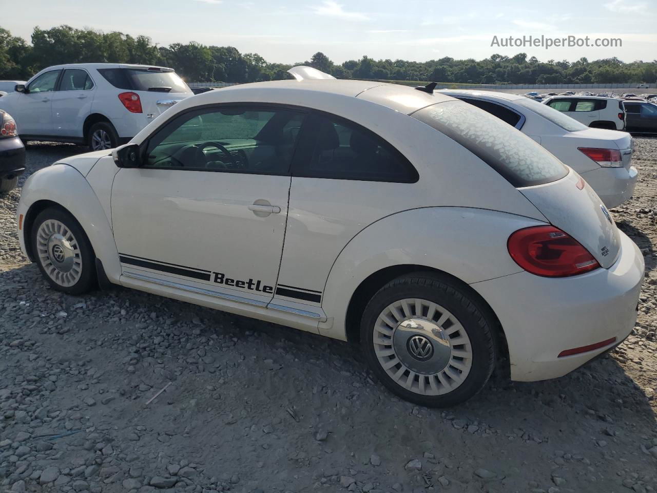 2014 Volkswagen Beetle  White vin: 3VWJP7AT8EM608237