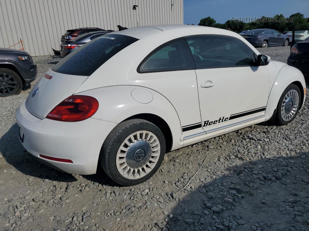 2014 Volkswagen Beetle  White vin: 3VWJP7AT8EM608237