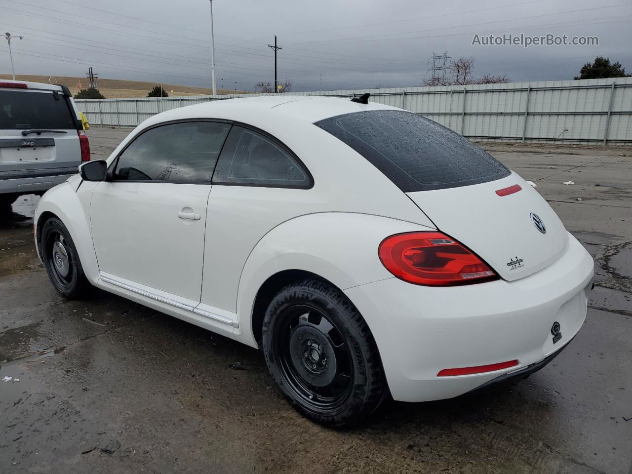 2014 Volkswagen Beetle  White vin: 3VWJP7ATXEM611592