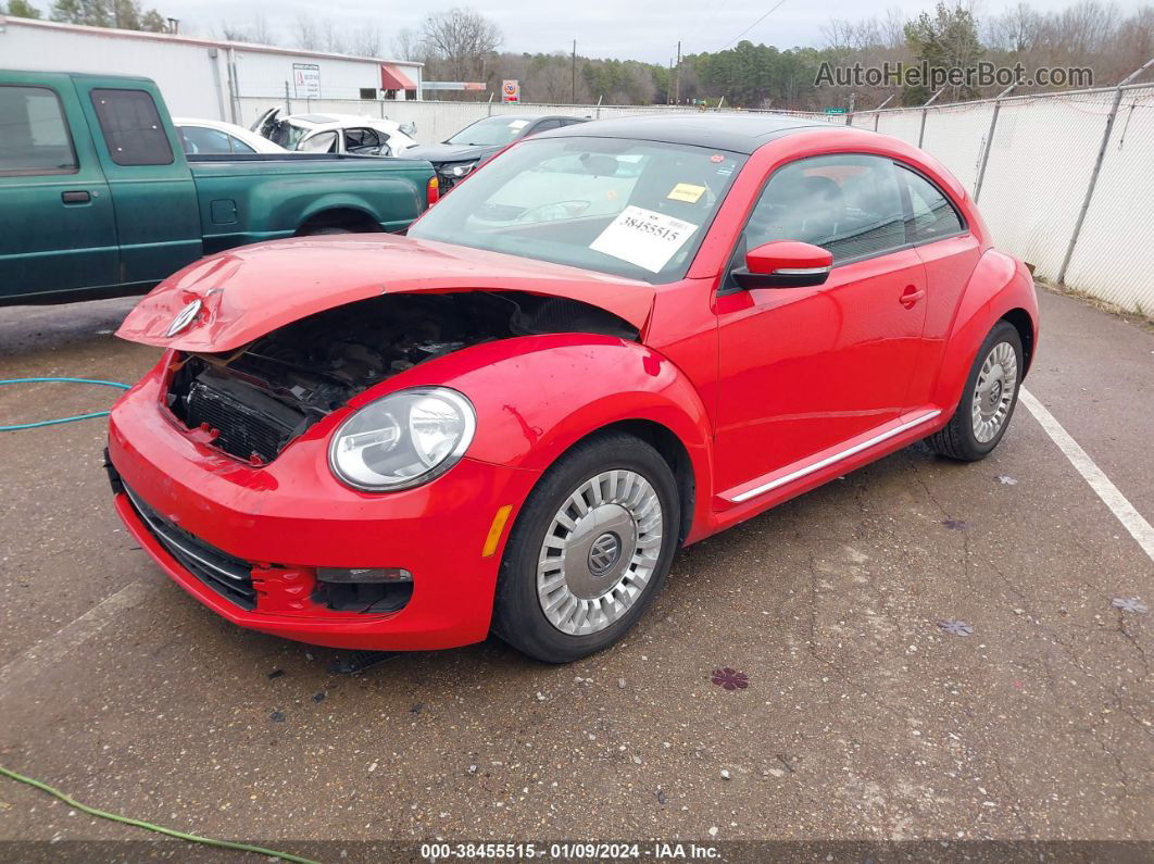 2014 Volkswagen Beetle 2.5l Red vin: 3VWJX7AT0EM610323