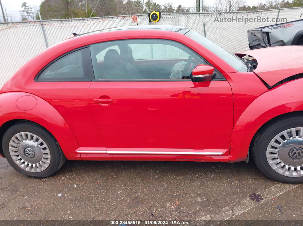 2014 Volkswagen Beetle 2.5l Red vin: 3VWJX7AT0EM610323