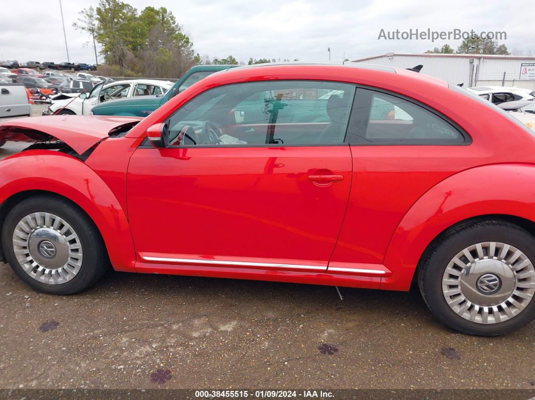 2014 Volkswagen Beetle 2.5l Red vin: 3VWJX7AT0EM610323