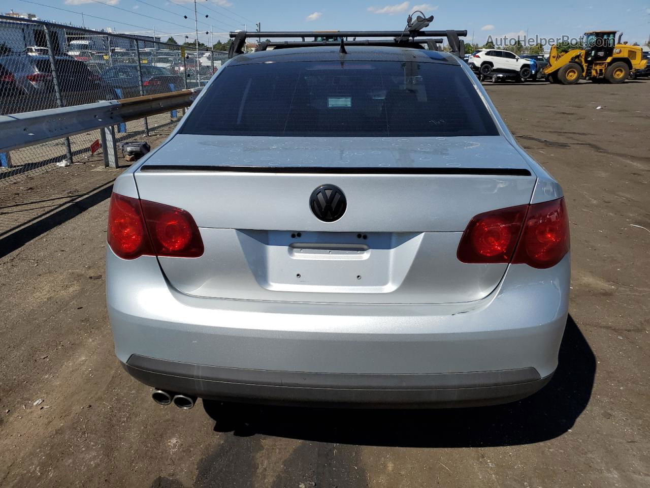 2009 Volkswagen Jetta S Silver vin: 3VWJZ71K09M019951