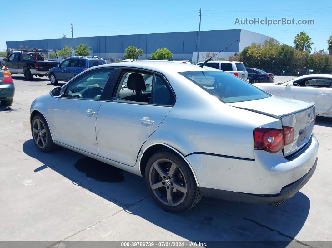 2009 Volkswagen Jetta S Silver vin: 3VWJZ71KX9M138431