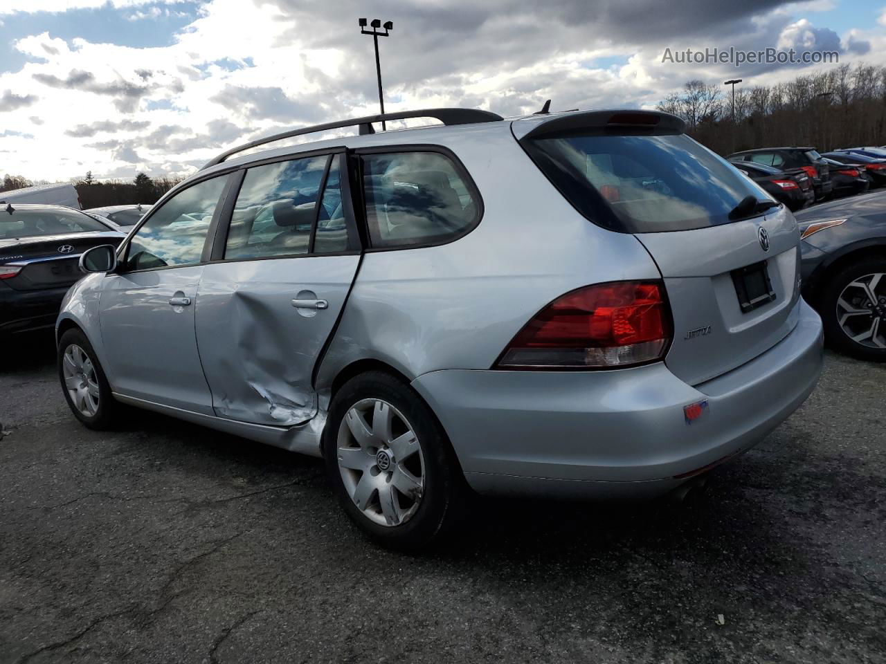 2011 Volkswagen Jetta S Серебряный vin: 3VWKZ7AJ0BM667663