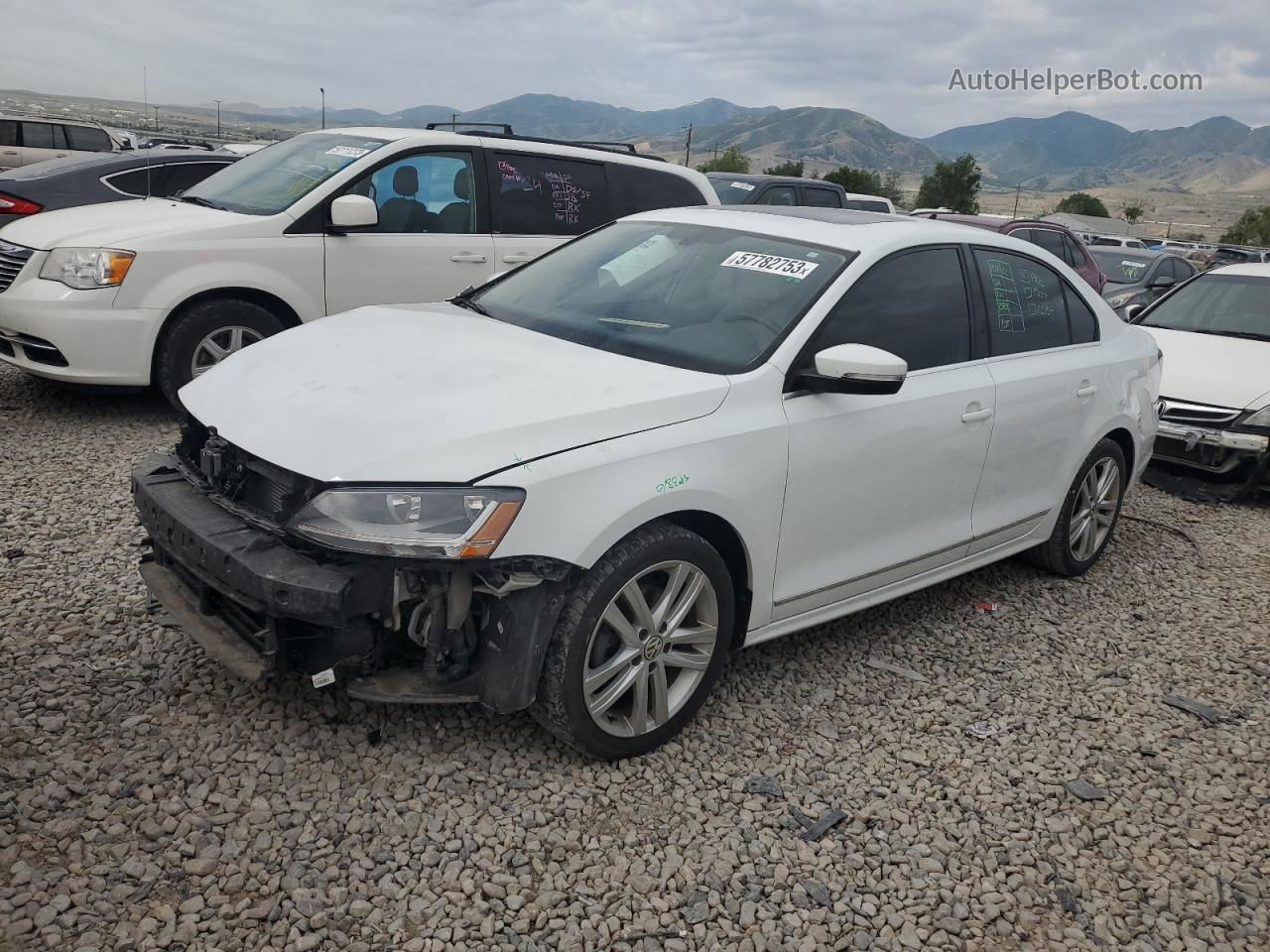 2017 Volkswagen Jetta Sel Белый vin: 3VWL17AJ2HM384475