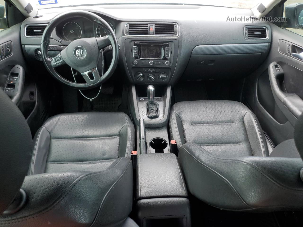 2013 Volkswagen Jetta Tdi Серебряный vin: 3VWLL7AJ3DM379306