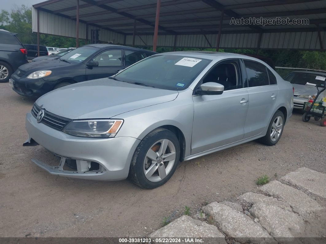 2013 Volkswagen Jetta 2.0l Tdi Silver vin: 3VWLL7AJ4DM273009