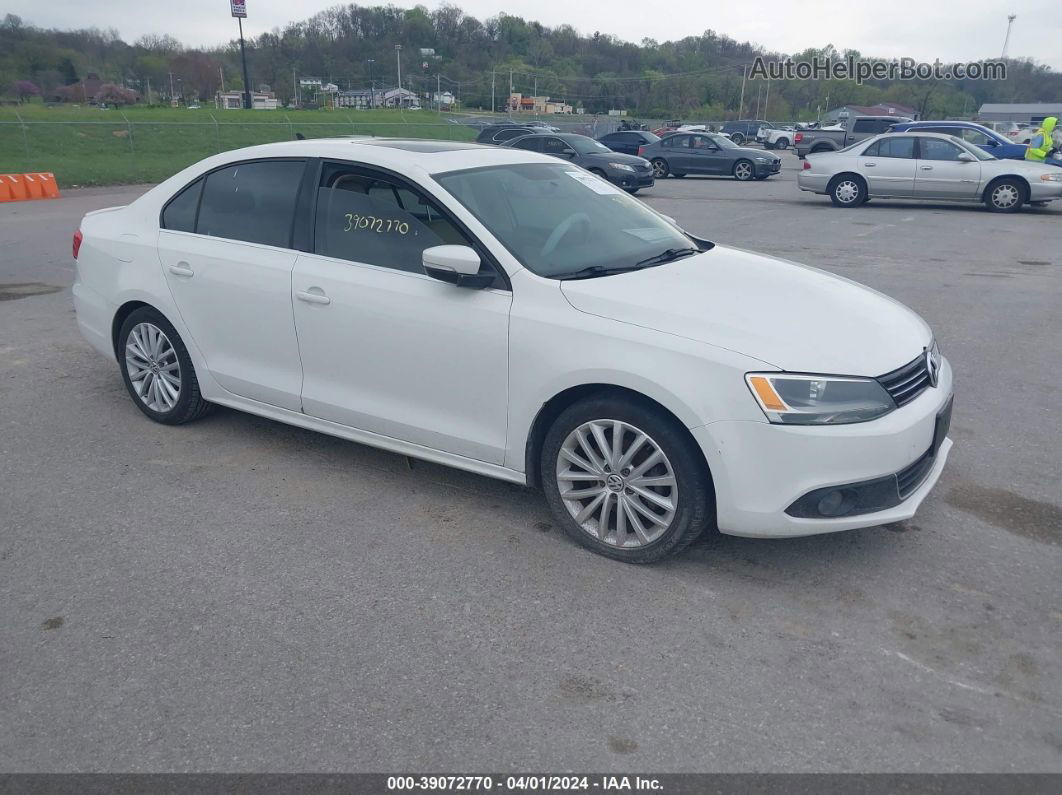 2014 Volkswagen Jetta 2.0l Tdi Белый vin: 3VWLL7AJ5EM381348