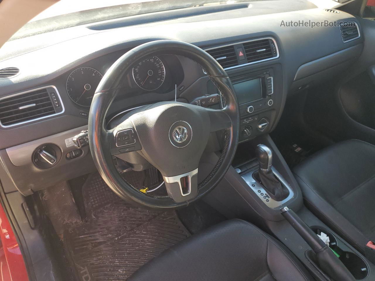 2014 Volkswagen Jetta Tdi Красный vin: 3VWLL7AJ6EM437703