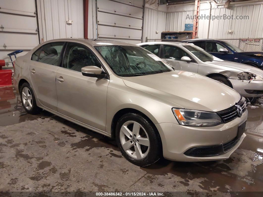 2014 Volkswagen Jetta 2.0l Tdi Gold vin: 3VWLL7AJXEM288762