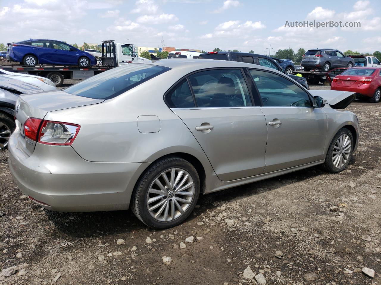 2013 Volkswagen Jetta Sel Tan vin: 3VWLP7AJ5DM236300